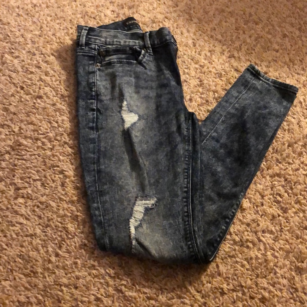Express destroyed wash denim jean legging
